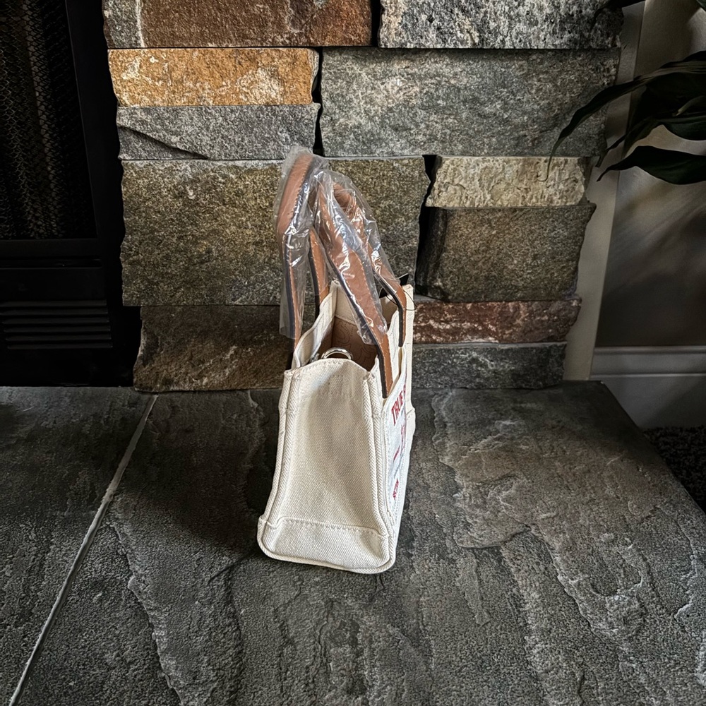 NWT True Religion Mini Tote Bag - Picture 3 of 10